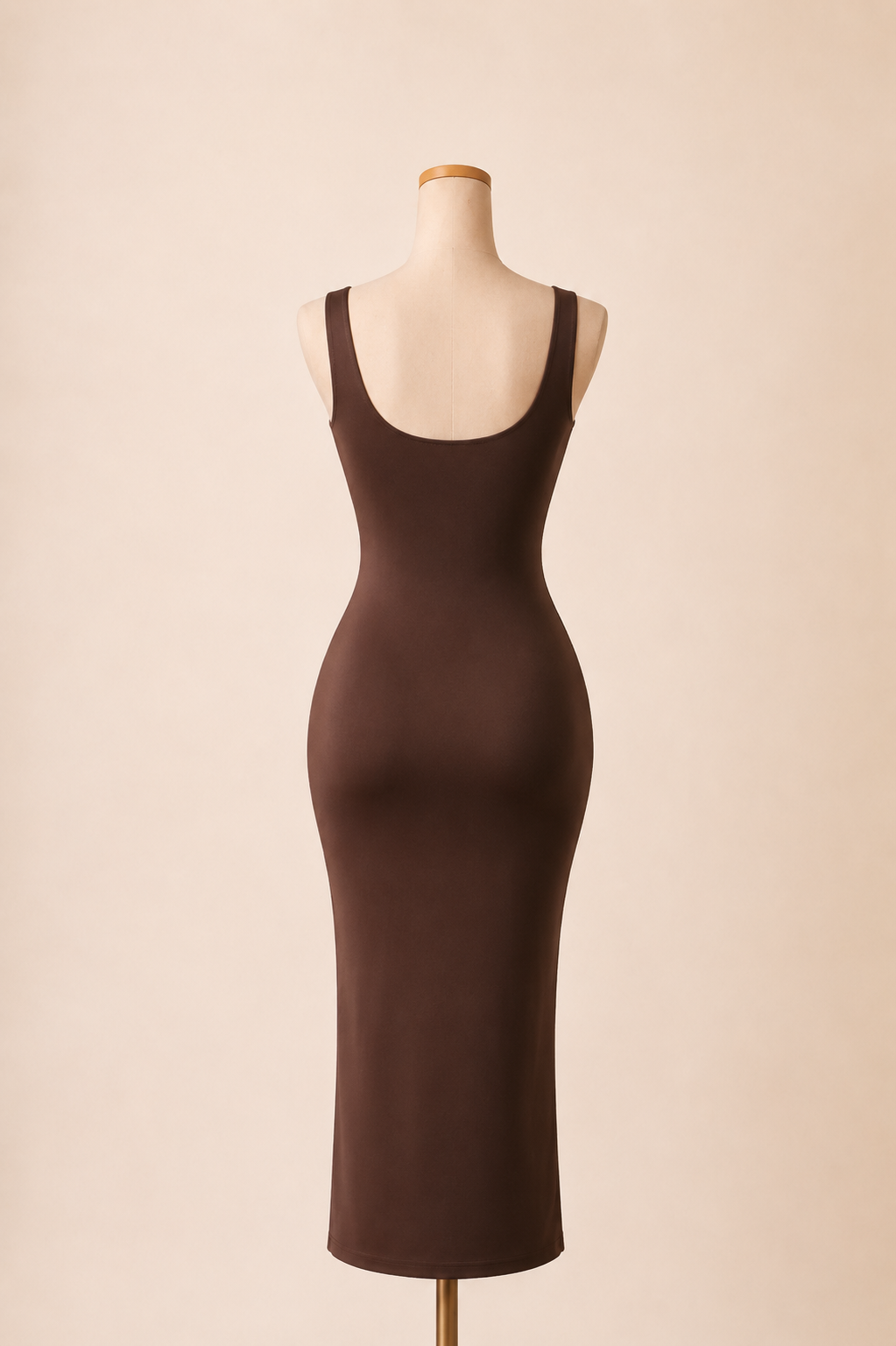 il Lingerie Dress Modellante in Coffee.