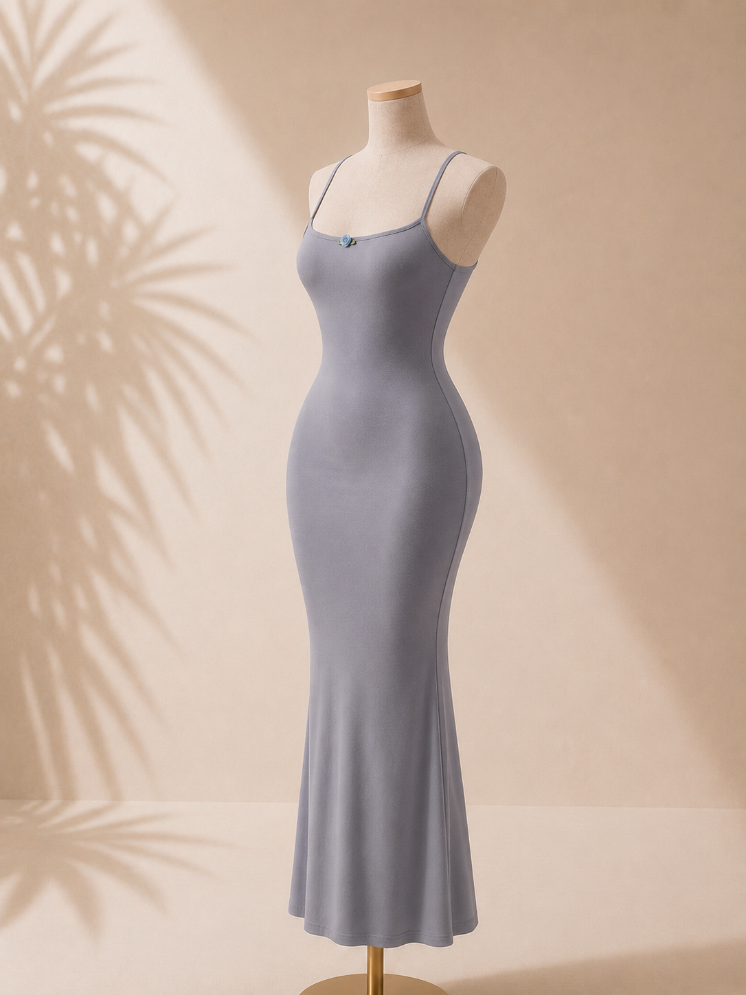 il Lingerie Dress in Grey.